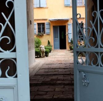 Montesquieu-Volvestre Bed & Breakfast | La Halte du Temps