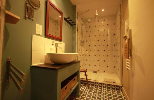 Le Rosais-La Flourie Bed & Breakfast | La Haute Flourie - bed and breakfast -chambres d'hôtes