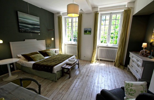 Le Rosais-La Flourie House | La Haute Flourie