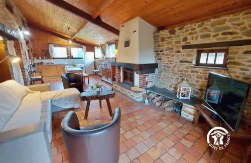 Meral House | La Herrière