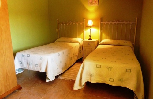 La Aldehuela Cottage | "La Higuera and El Nogal" 12 places with La Aldehuela Pool (Avila) Gredos