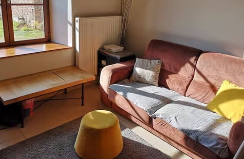 La Houssiere House | La Houssière House in the countryside. Ideal for families and friends. Pets welcome.