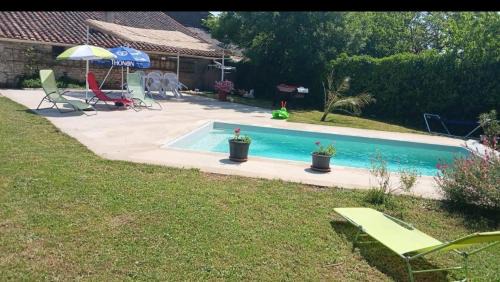 Coulonges-sur-l'Autize House | La Huppe