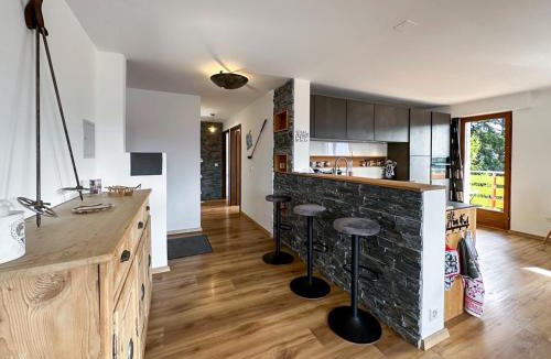 Lens Apartment | La Jacinthe de Crans