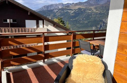 Lens Apartment | La Jacinthe de Crans