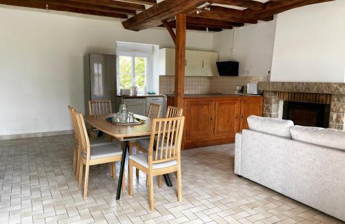 Astille House | La Jaguelinière