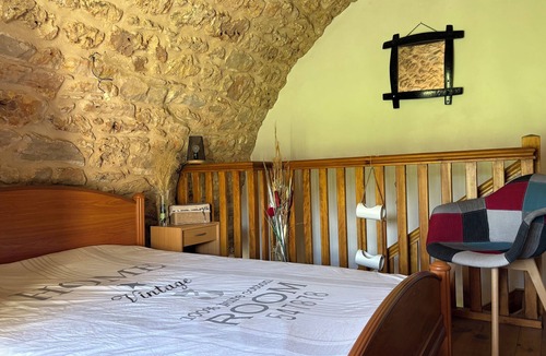 Hures-la-Parade House | La Jassette furnished room