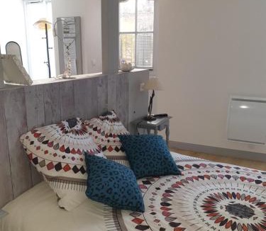 Javrezac Bed & Breakfast | La jolie chambre