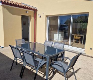 Virsac House | La jolie Pradelle