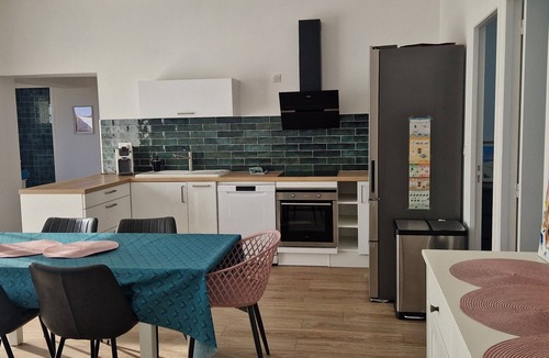 Virsac House | La Jolie Pradelle