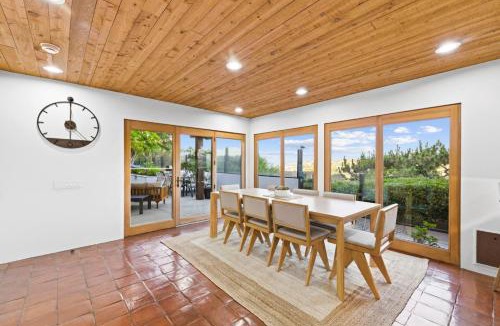 Hidden Valley House | La Jolla Hillside Poolside Paradise