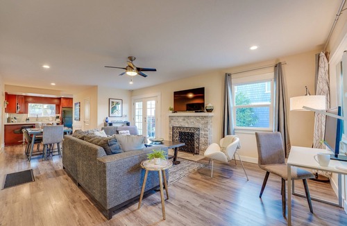 Beach Barber Tract House | La Jolla Oasis - Pet Friendly, Large Backyard, Walk to Beach & Location!