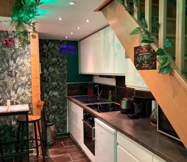 Maisons-Alfort House | La JUNGLE et sa balnéothérapie