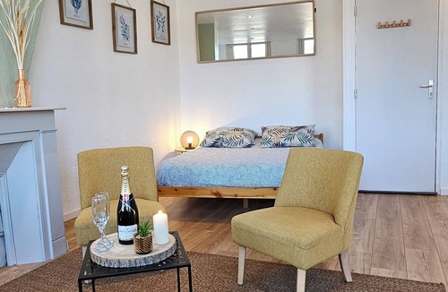 Saint-Valery-en-Caux Apartment | La Jungle - Vue Directe et Magnifique sur le Port