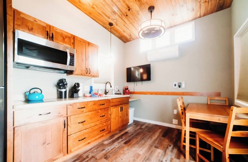 La Junta Cabin | La Junta Colorado Cabins