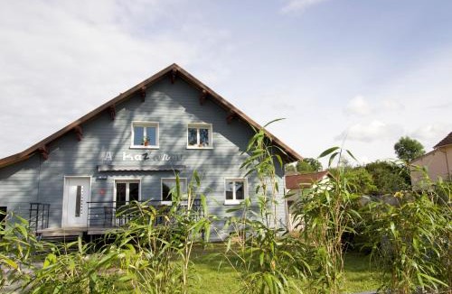 Crancot House | La Kaz'anou