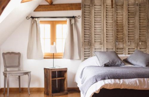 Saint-Denis-le-Ferment Bed & Breakfast | La Lévrière Chambres d'hôtes