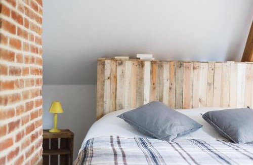 Saint-Denis-le-Ferment Bed & Breakfast | La Lévrière Chambres d'hôtes