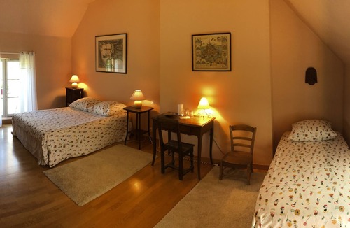 Epeigne-les-Bois Bed & Breakfast | La Lézardière