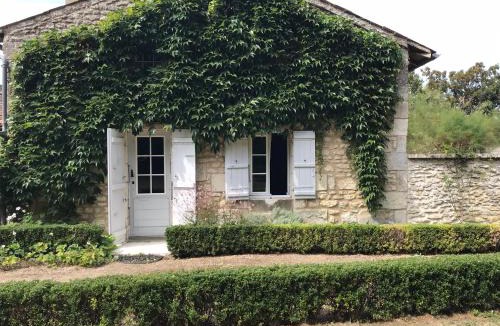 Chaniers Bed & Breakfast | La Laiterie du Logis