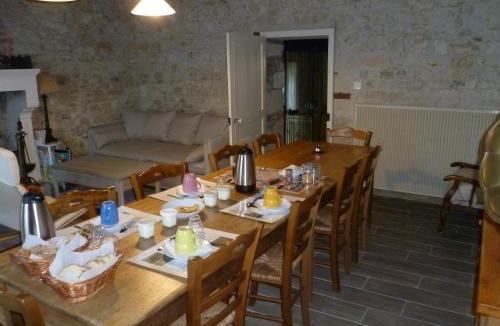 La Caillere-Saint-Hilaire Bed & Breakfast | LA LAUJERE Chambre d'hôtes HARMONIE