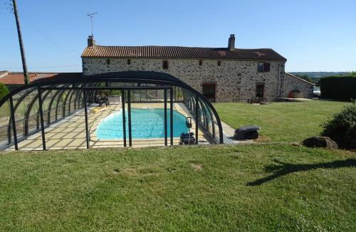 Treize-Vents Bed & Breakfast | La Lauriére