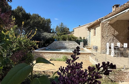Lauris House | LA LAURISIENNE