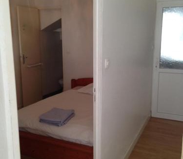 Saint-Jean-d'Angely Apartment | La Laverie