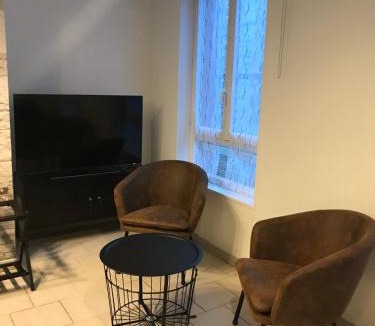 Pont-Audemer Apartment | la licorne { T2 tous confort} centre ville