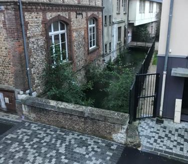 Pont-Audemer Apartment | la licorne { T2 tous confort} centre ville