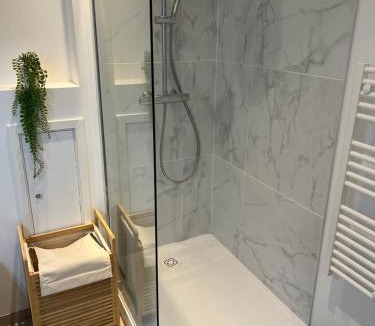 Douai Apartment | La Location des Géants - Appartement avec terrasse