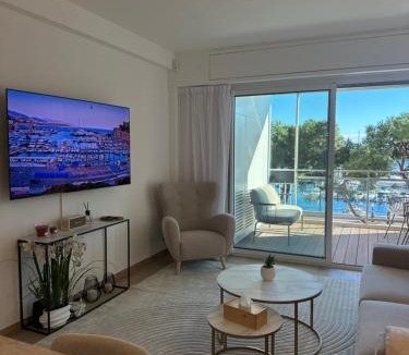 Quartier du Port Apartment | La Loge du Grand Prix