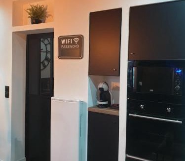 Sinceny House | La Loge