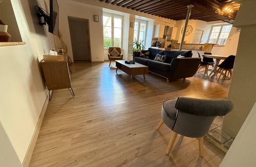 Langres Apartment | La Loge Lingone-garage privatif