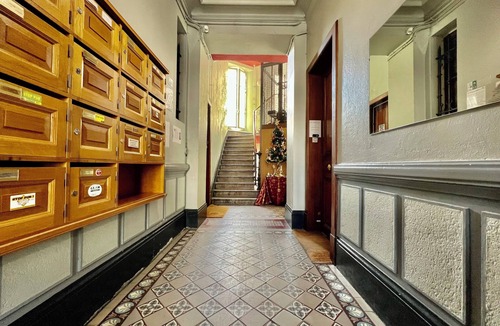 Quartier Chorier-Berriat Apartment | La Loge Parisienne/300m from station/Air-conditioned