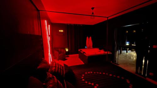 Dolus-le-Sec Apartment | La loge secrète Love Room
