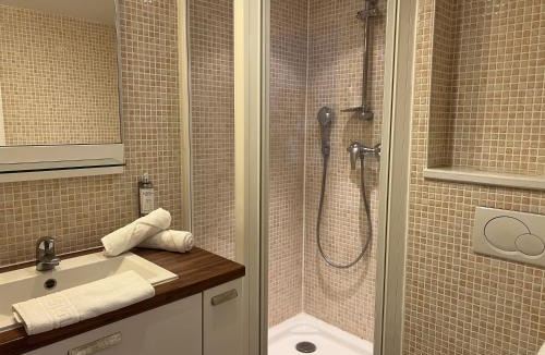 Deauville City Centre Hotel | La Loggia Appart'Hôtel & Spa