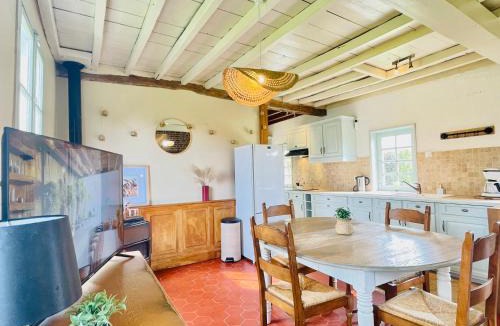 Favieres House | La Longère au Fil des Saisons