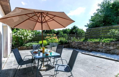 Coat-Meal House | La Longère by Interhome