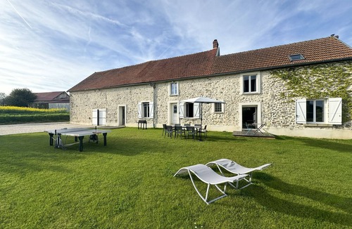 Le Gault-Soigny House | La Longère Champenoise