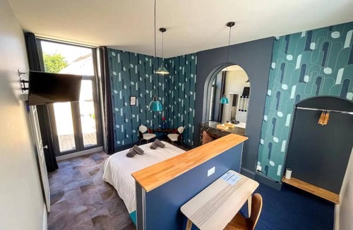 Neuville-de-Poitou House | La Longère de Neuville