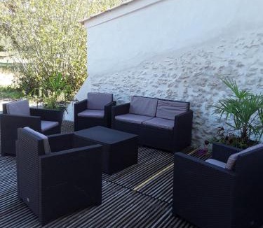 La Garnache House | La Longère des Basses Terres