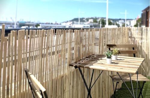 Downtown Le Havre Apartment | La Longue Vue-Appart vue mer avec balcon-parking