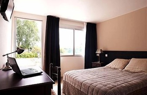 Gennes Hotel | La Longue Vue