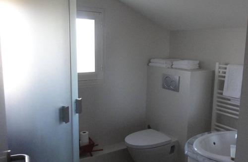 Gennes Hotel | La Longue Vue