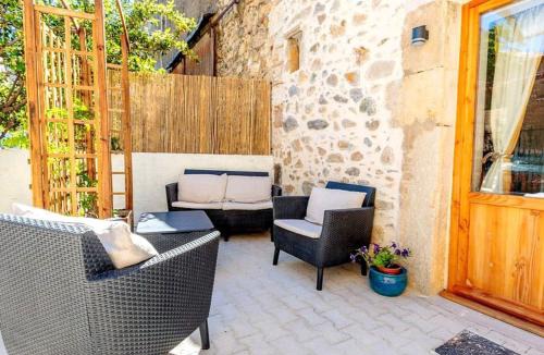 Cessenon-sur-Orb House | La Loubière - Gîte