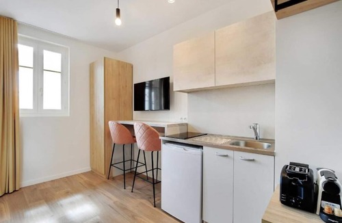 Levallois-Perret Apartment | La Lumière de Paris