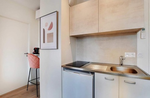 Levallois-Perret Apartment | La Lumière de Paris