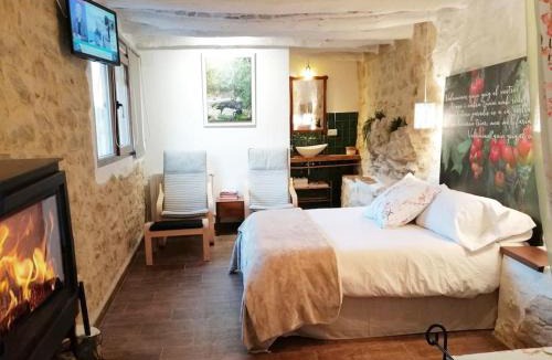 Benisili Ski Chalet | La LUNA Casa rural Vall de Gallinera refugio