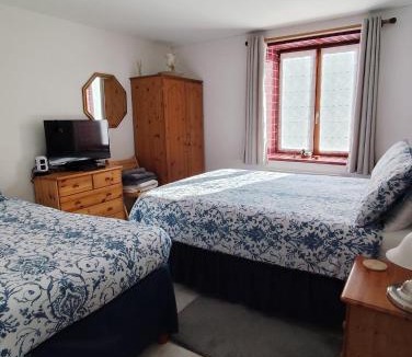 Joue En Charnie House | La Lune Lake